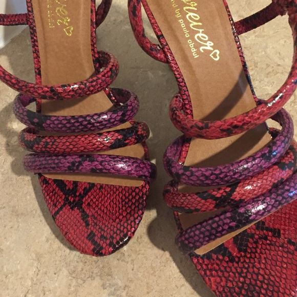 Red Purple Black Shoes Size 7 - Picture 8 of 8